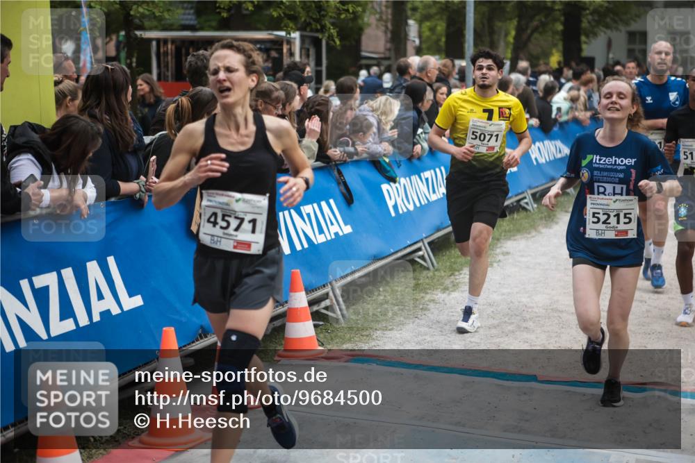 09.05.2026 - Störlauf H.Heesch http://msf.ph/oto/9684500 09.05.2026 18:51:06 Ziel 4571, 5071, 5215, 51 meine-sportfotos.de