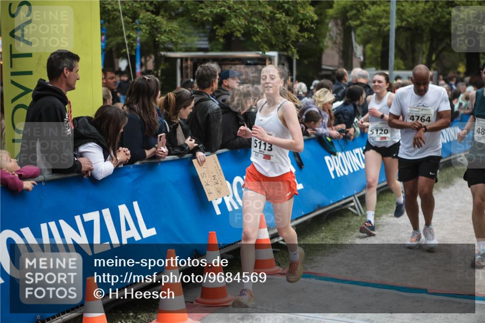 09.05.2026 - Störlauf H.Heesch http://msf.ph/oto/9684569 09.05.2026 18:52:18 Ziel 10, 5113, 5120, 4764, 48 meine-sportfotos.de