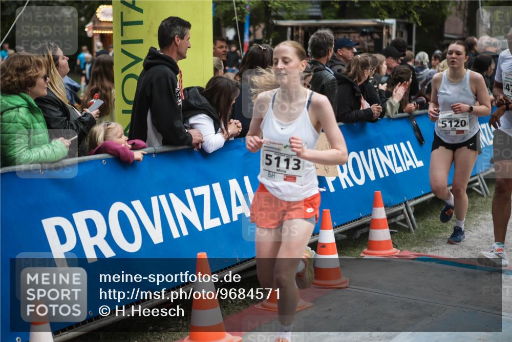 09.05.2026 - Störlauf H.Heesch http://msf.ph/oto/9684571 09.05.2026 18:52:18 Ziel 5113, 5120 meine-sportfotos.de