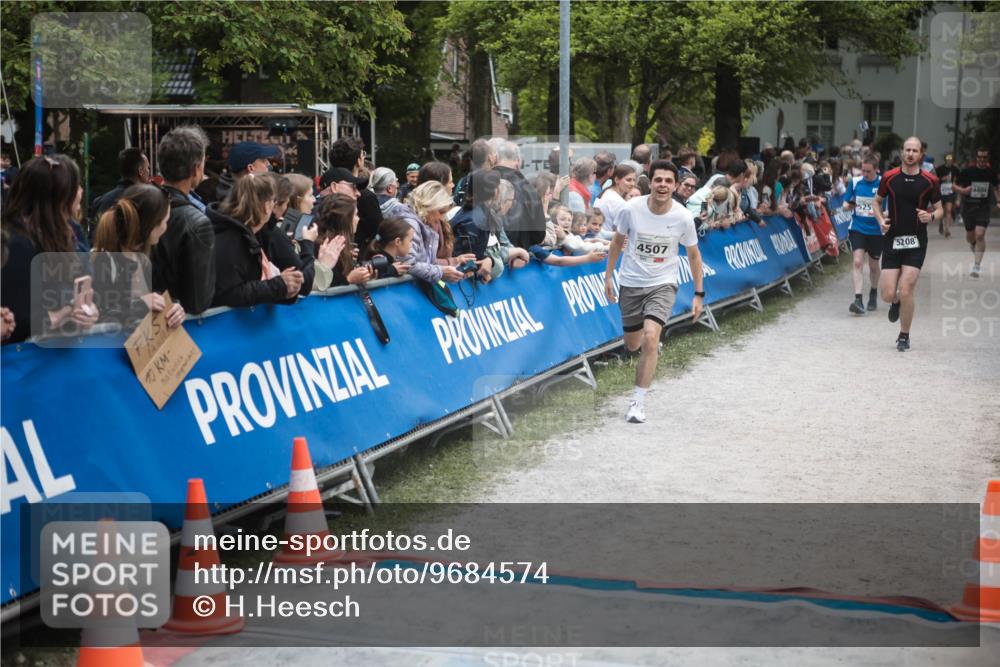 09.05.2026 - Störlauf H.Heesch http://msf.ph/oto/9684574 09.05.2026 18:52:21 Ziel 10, 4507, 525, 5208, 4404 meine-sportfotos.de