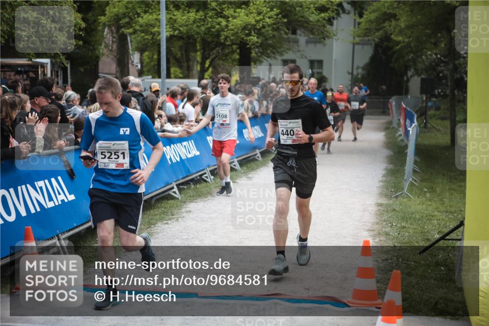 09.05.2026 - Störlauf H.Heesch http://msf.ph/oto/9684581 09.05.2026 18:52:25 Ziel 5251, 5108, 440 meine-sportfotos.de