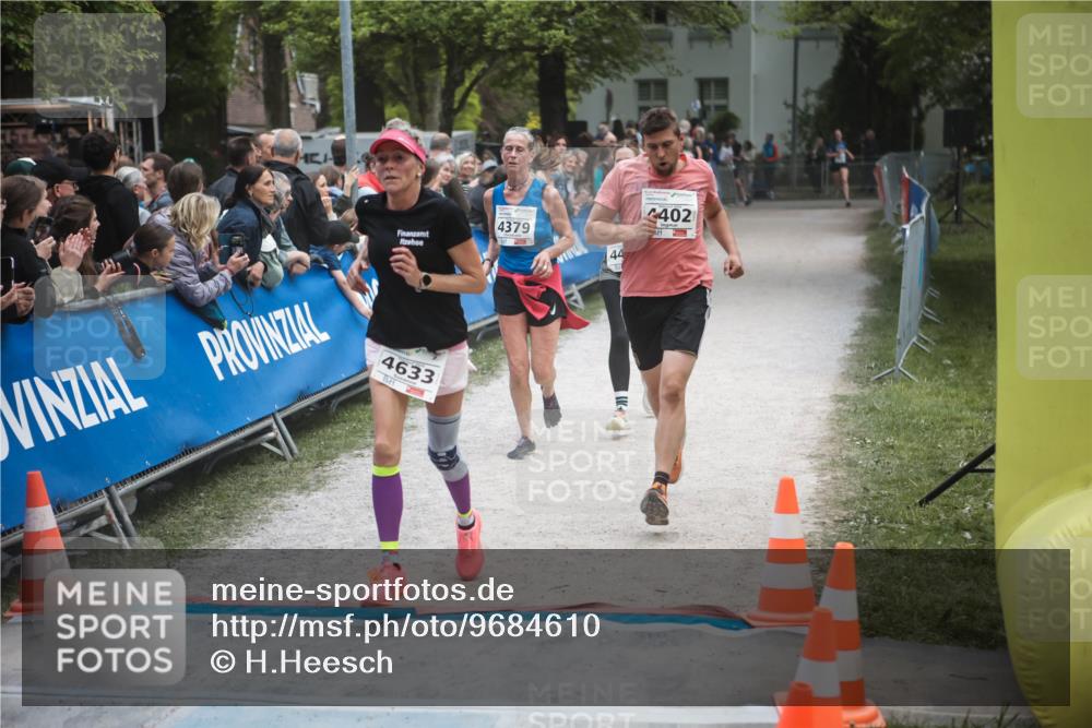 09.05.2026 - Störlauf H.Heesch http://msf.ph/oto/9684610 09.05.2026 18:52:47 Ziel 4633, 4379, 44, 402 meine-sportfotos.de