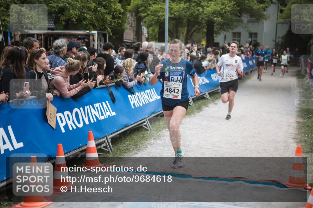09.05.2026 - Störlauf H.Heesch http://msf.ph/oto/9684618 09.05.2026 18:52:55 Ziel 4842, 5024 meine-sportfotos.de