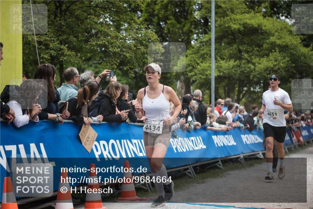 09.05.2026 - Störlauf H.Heesch http://msf.ph/oto/9684664 09.05.2026 18:53:33 Ziel 10, 4434, 4651 meine-sportfotos.de