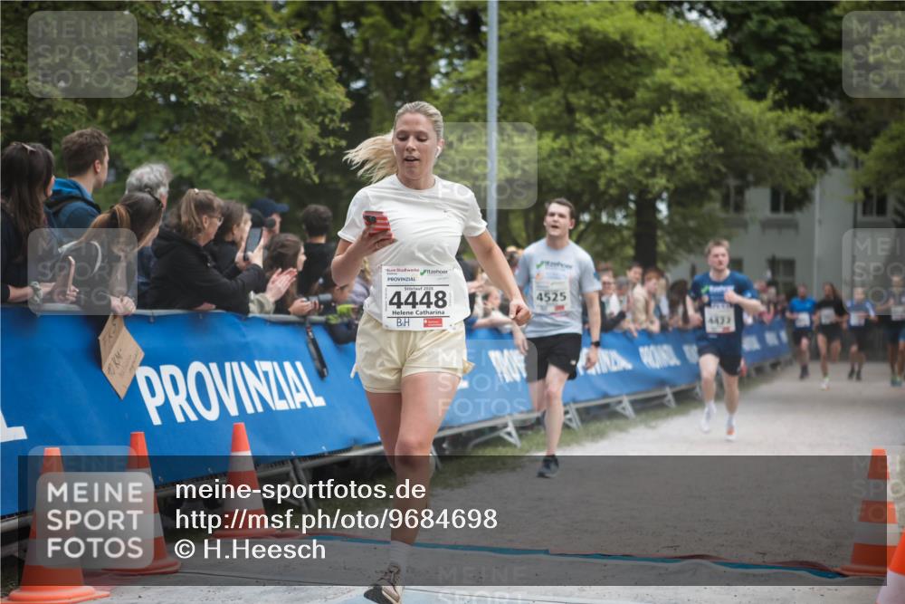 09.05.2026 - Störlauf H.Heesch http://msf.ph/oto/9684698 09.05.2026 18:53:57 Ziel 10, 2020, 4448, 4525, 4432 meine-sportfotos.de
