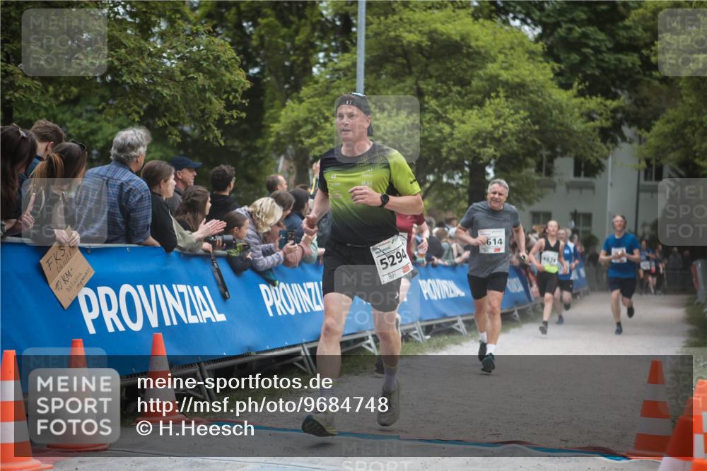 09.05.2026 - Störlauf H.Heesch http://msf.ph/oto/9684748 09.05.2026 18:54:33 Ziel 10, 5294, 614, 4828 meine-sportfotos.de