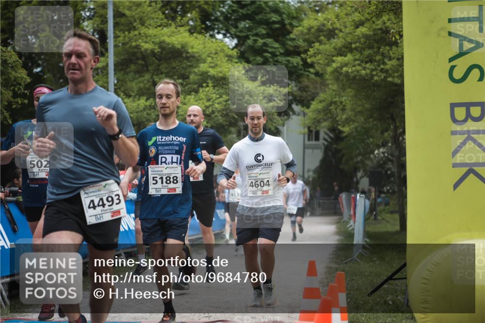 09.05.2026 - Störlauf H.Heesch http://msf.ph/oto/9684780 09.05.2026 18:54:55 Ziel 502, 4493, 5188, 451, 4604, 46, 3 meine-sportfotos.de