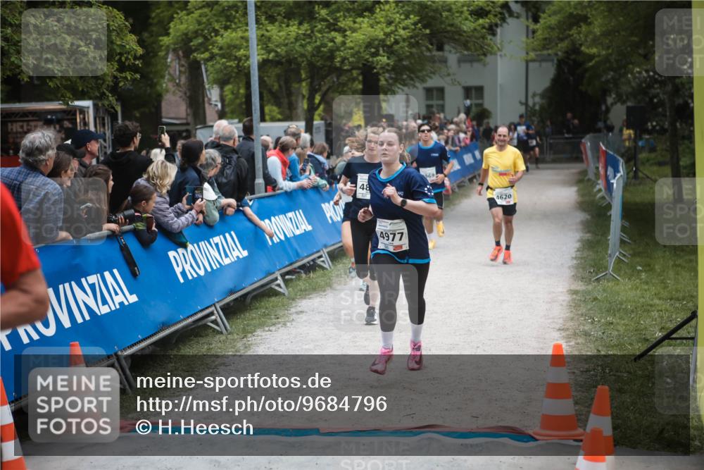09.05.2026 - Störlauf H.Heesch http://msf.ph/oto/9684796 09.05.2026 18:55:10 Ziel 48, 4977, 969, 4620 meine-sportfotos.de