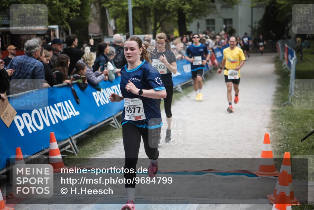 09.05.2026 - Störlauf H.Heesch http://msf.ph/oto/9684799 09.05.2026 18:55:11 Ziel 10, 4977, 4803, 4620 meine-sportfotos.de