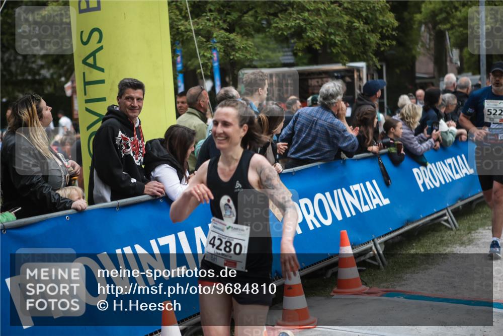 09.05.2026 - Störlauf H.Heesch http://msf.ph/oto/9684810 09.05.2026 18:55:20 Ziel 522 meine-sportfotos.de