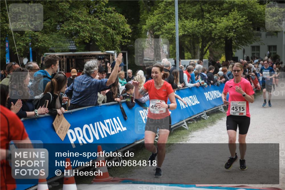 09.05.2026 - Störlauf H.Heesch http://msf.ph/oto/9684818 09.05.2026 18:55:25 Ziel 10, 49, 4515, 4383 meine-sportfotos.de