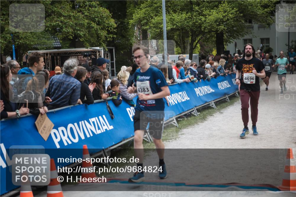09.05.2026 - Störlauf H.Heesch http://msf.ph/oto/9684824 09.05.2026 18:55:29 Ziel 4383, 5014, 5154, 4696 meine-sportfotos.de