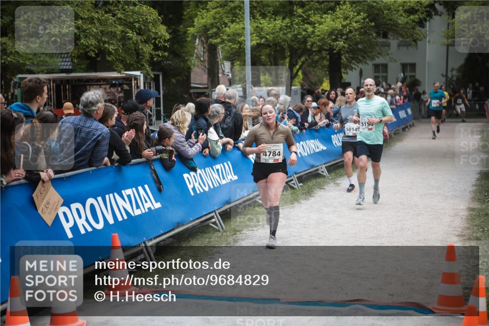 09.05.2026 - Störlauf H.Heesch http://msf.ph/oto/9684829 09.05.2026 18:55:32 Ziel 10, 5154, 5014, 4784 meine-sportfotos.de
