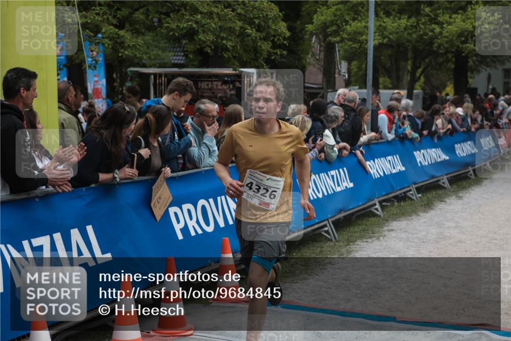 09.05.2026 - Störlauf H.Heesch http://msf.ph/oto/9684845 09.05.2026 18:55:50 Ziel 4326 meine-sportfotos.de