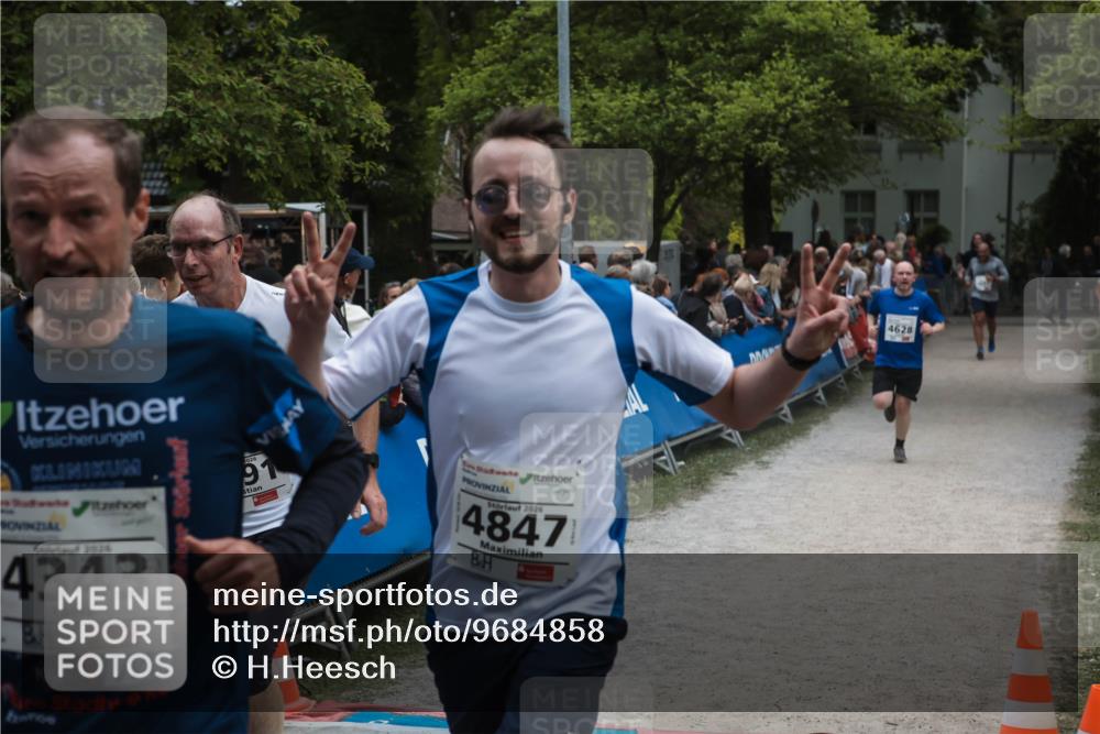 09.05.2026 - Störlauf H.Heesch http://msf.ph/oto/9684858 09.05.2026 18:56:03 Ziel 1026, 91, 2026, 4343, 2026, 4847, 4628 meine-sportfotos.de