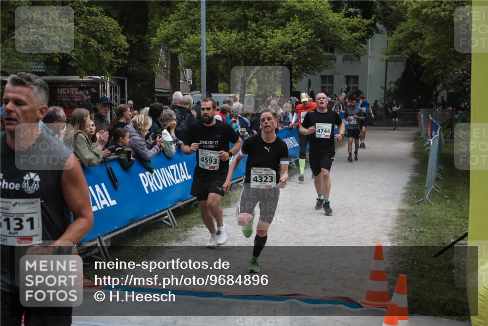 09.05.2026 - Störlauf H.Heesch http://msf.ph/oto/9684896 09.05.2026 18:56:36 Ziel 04821, 950, 131, 4593, 4323, 4744, 1876 meine-sportfotos.de