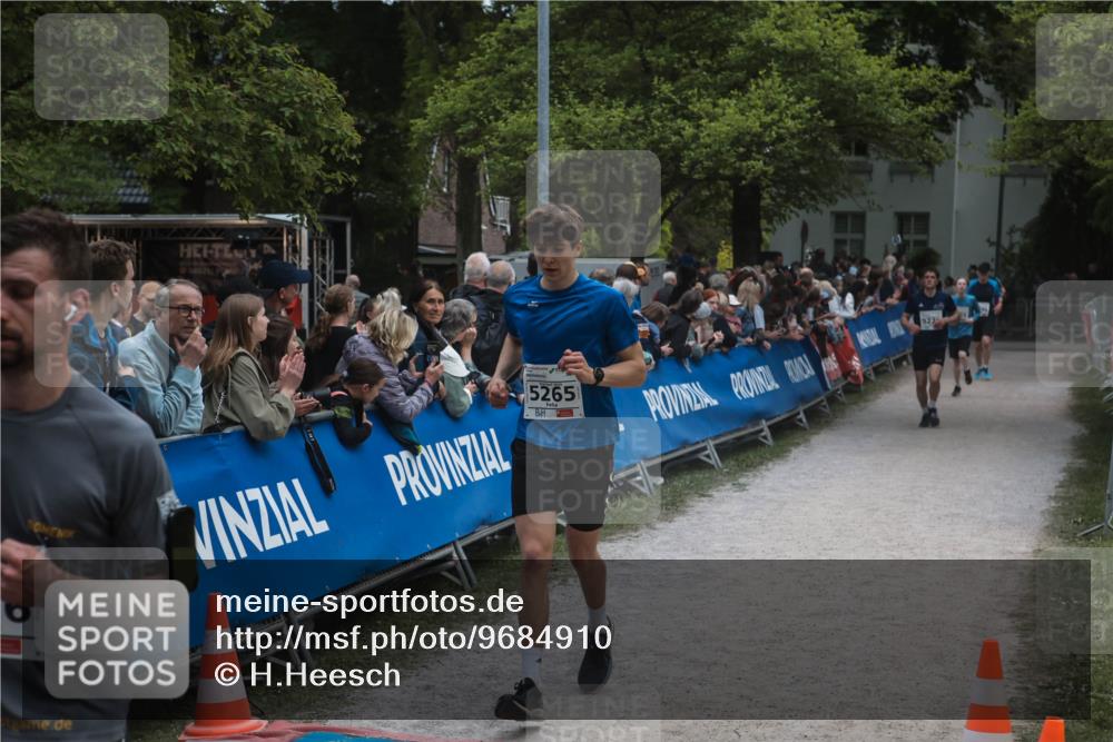 09.05.2026 - Störlauf H.Heesch http://msf.ph/oto/9684910 09.05.2026 18:56:43 Ziel 04821, 5265, 522 meine-sportfotos.de