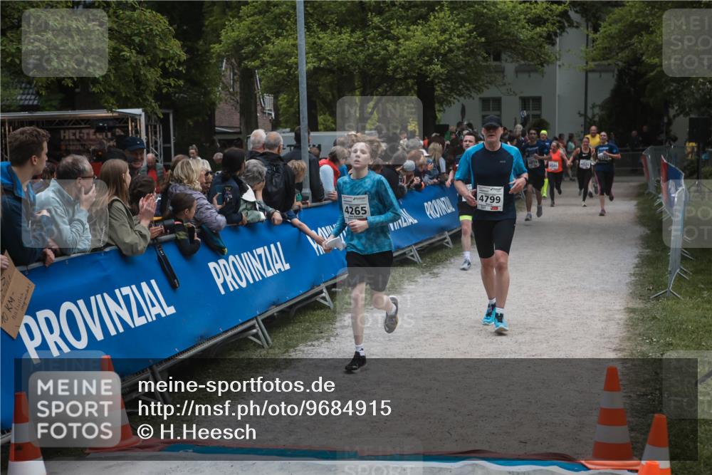 09.05.2026 - Störlauf H.Heesch http://msf.ph/oto/9684915 09.05.2026 18:56:49 Ziel 048219560, 4265, 4799, 4819, 540, 494 meine-sportfotos.de
