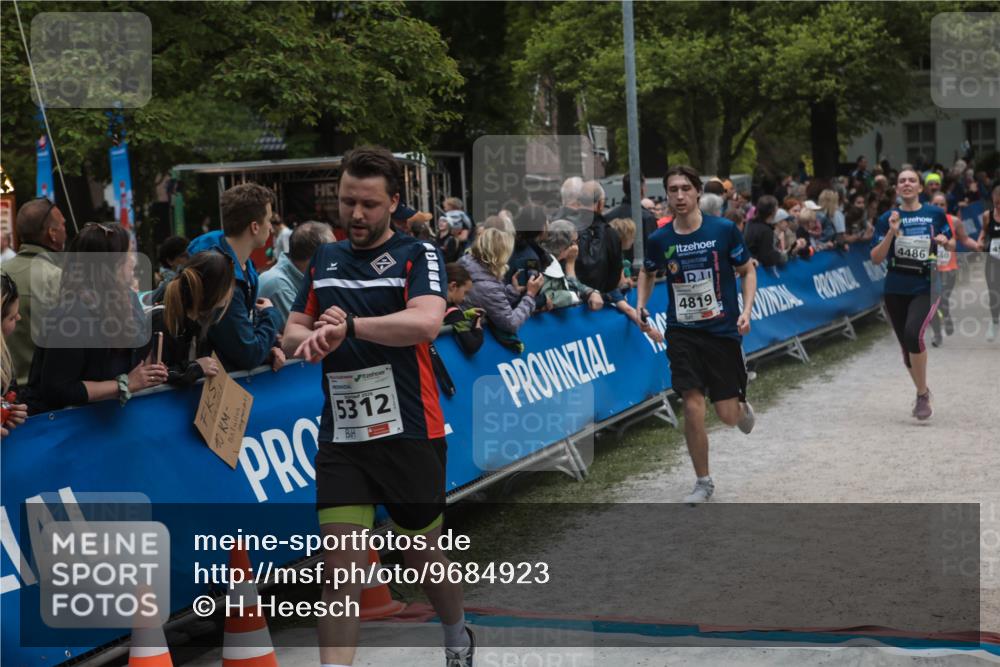 09.05.2026 - Störlauf H.Heesch http://msf.ph/oto/9684923 09.05.2026 18:56:53 Ziel 10, 5312, 21, 4819, 448640 meine-sportfotos.de