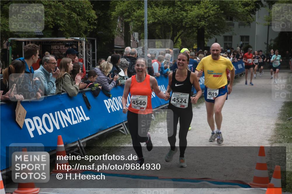 09.05.2026 - Störlauf H.Heesch http://msf.ph/oto/9684930 09.05.2026 18:56:56 Ziel 17, 4540, 4524, 4619 meine-sportfotos.de