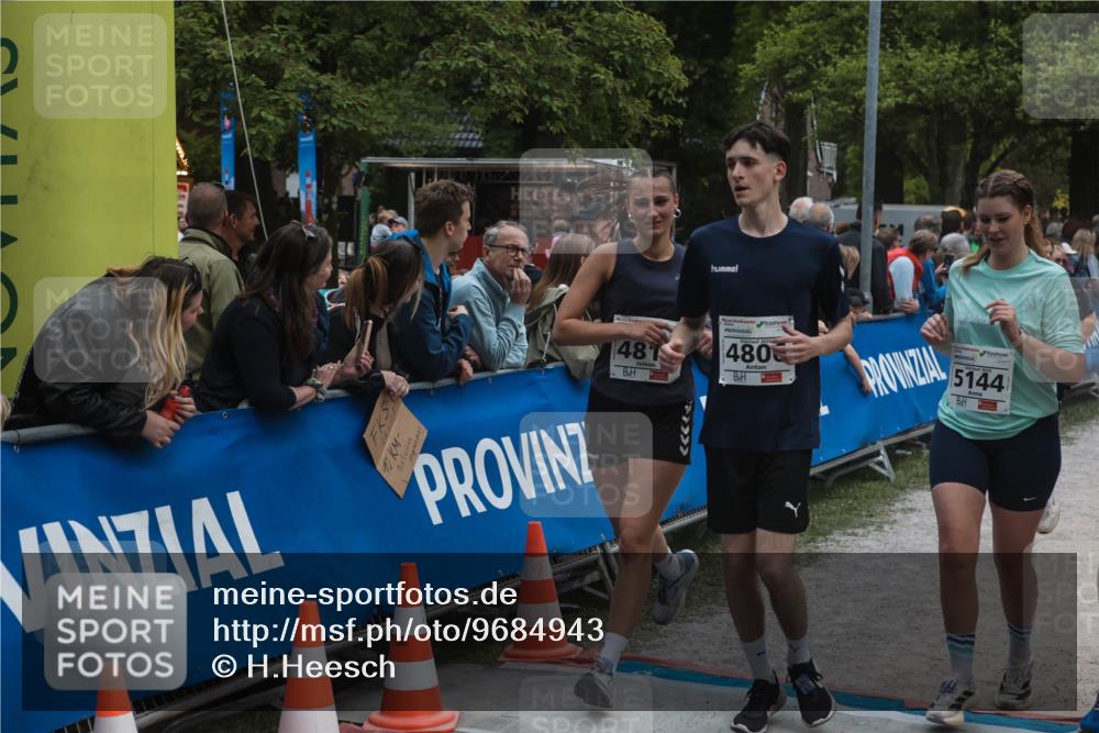 09.05.2026 - Störlauf H.Heesch http://msf.ph/oto/9684943 09.05.2026 18:57:03 Ziel 04821, 99, 481, 480, 5144 meine-sportfotos.de