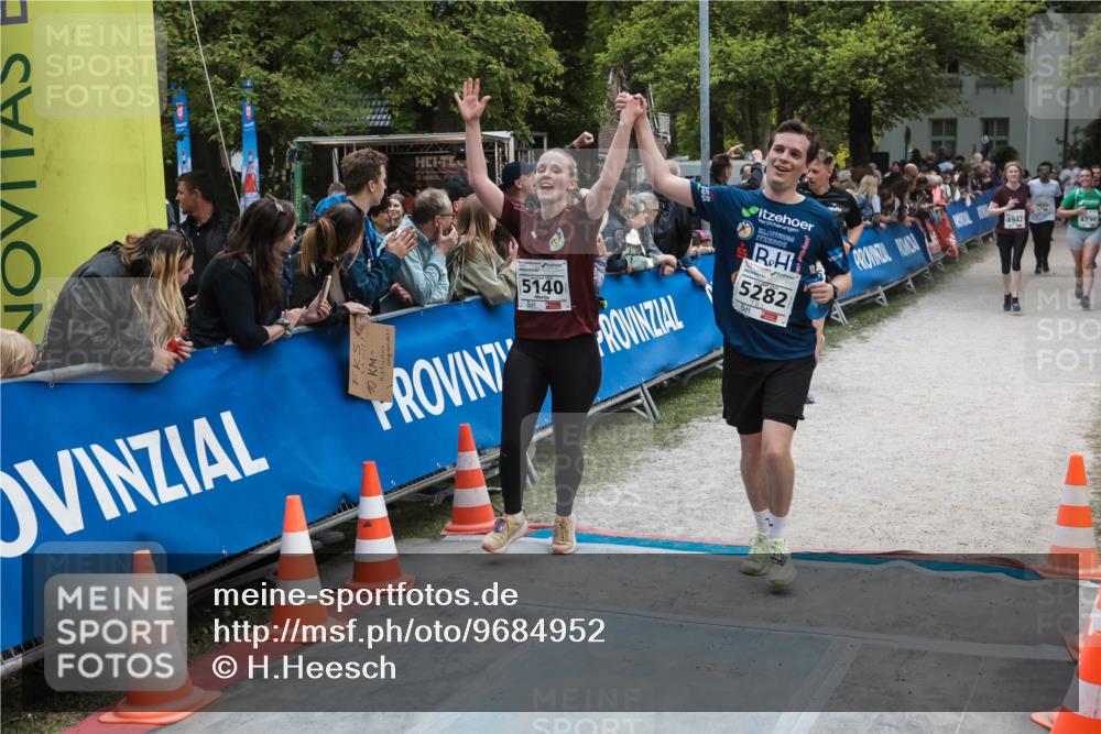 09.05.2026 - Störlauf H.Heesch http://msf.ph/oto/9684952 09.05.2026 18:57:18 Ziel 5140, 5282, 4942, 4790 meine-sportfotos.de
