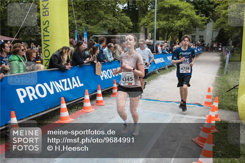 09.05.2026 - Störlauf H.Heesch http://msf.ph/oto/9684991 09.05.2026 18:57:41 Ziel 4345, 4, 4758 meine-sportfotos.de
