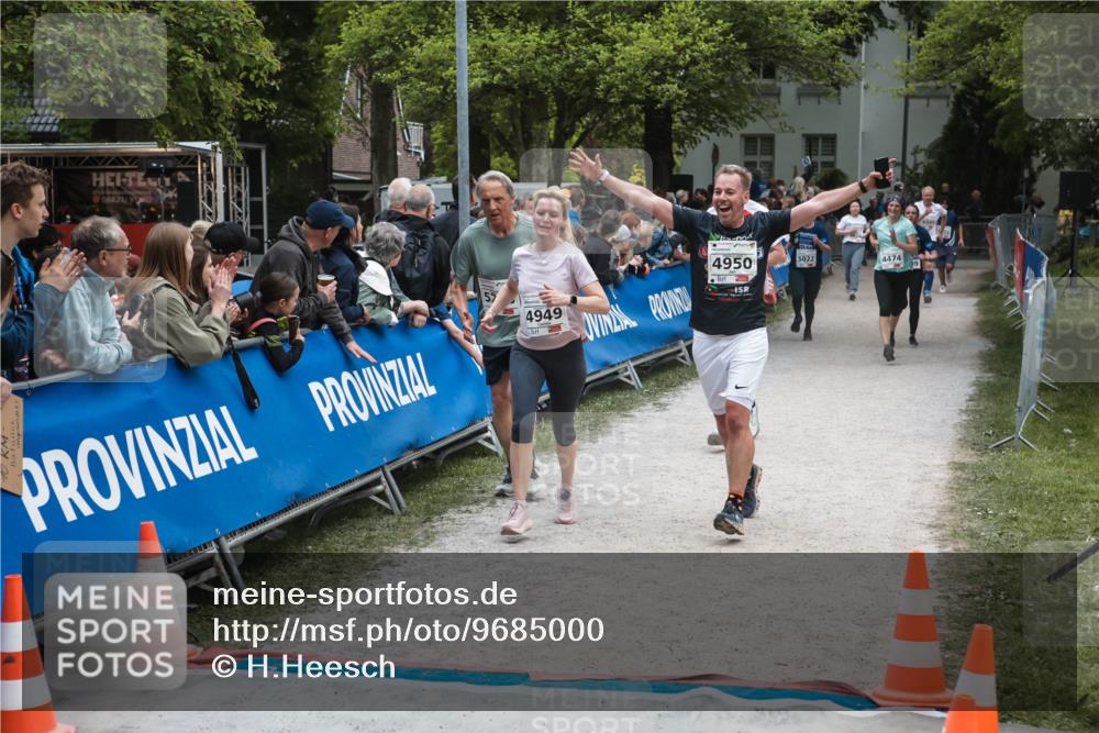 09.05.2026 - Störlauf H.Heesch http://msf.ph/oto/9685000 09.05.2026 18:57:52 Ziel 04821, 9580, 4949, 000, 4950, 5022, 4474 meine-sportfotos.de