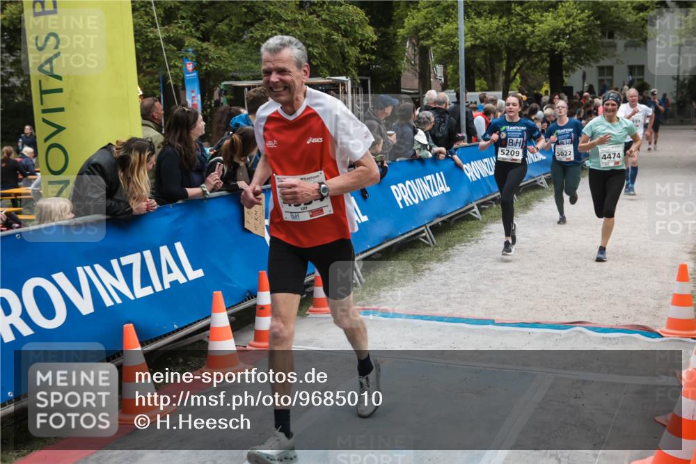 09.05.2026 - Störlauf H.Heesch http://msf.ph/oto/9685010 09.05.2026 18:57:56 Ziel 5209, 5022, 4474, 991 meine-sportfotos.de