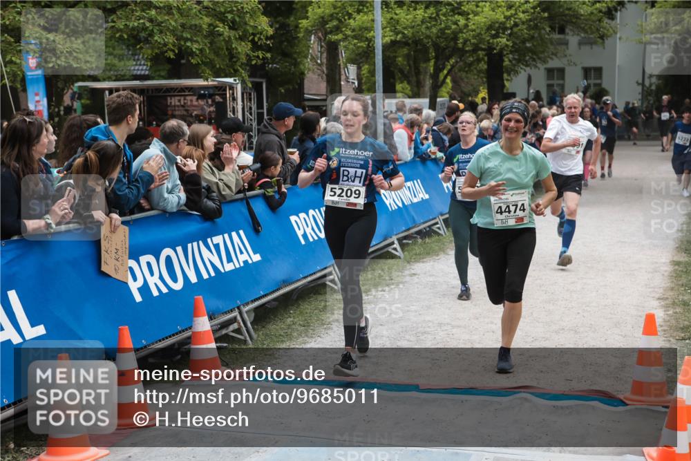 09.05.2026 - Störlauf H.Heesch http://msf.ph/oto/9685011 09.05.2026 18:57:56 Ziel 066245, 5209, 4474, 5222 meine-sportfotos.de