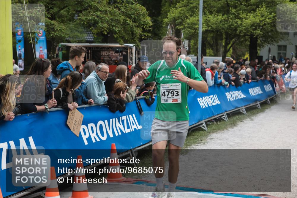 09.05.2026 - Störlauf H.Heesch http://msf.ph/oto/9685075 09.05.2026 18:58:40 Ziel 2026, 4793, 4859 meine-sportfotos.de