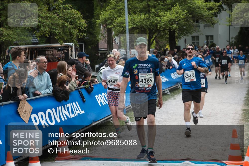 09.05.2026 - Störlauf H.Heesch http://msf.ph/oto/9685088 09.05.2026 18:58:49 Ziel 4647, 4365, 5245, 02, 4286 meine-sportfotos.de