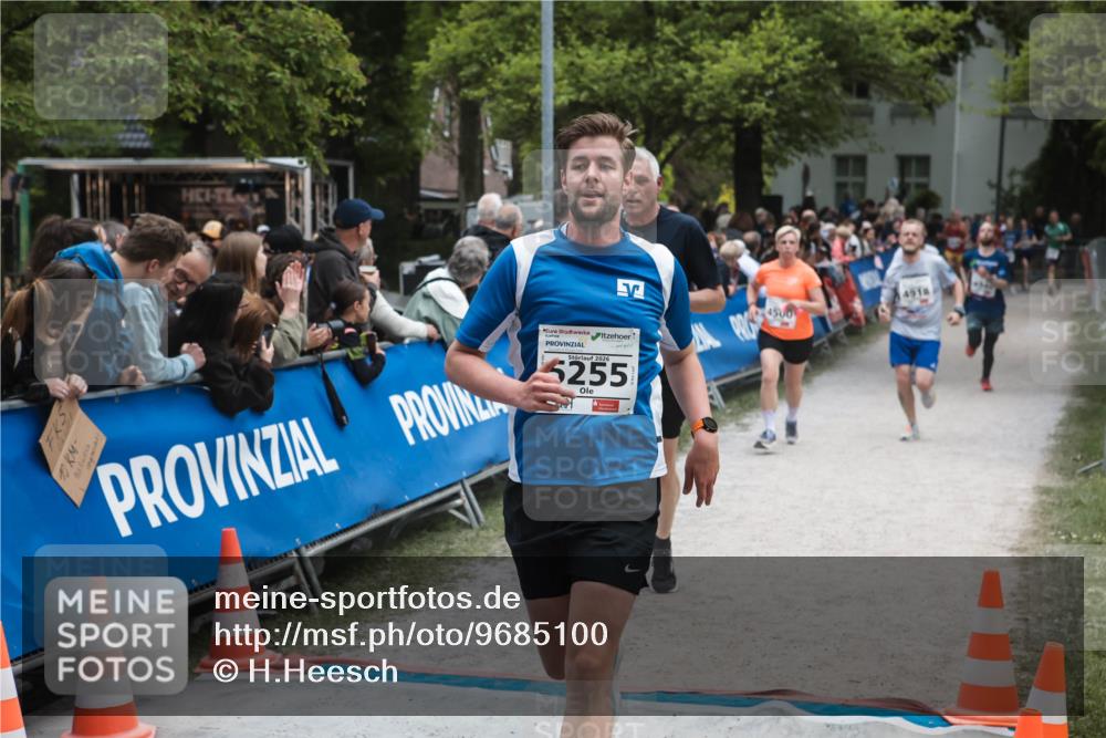 09.05.2026 - Störlauf H.Heesch http://msf.ph/oto/9685100 09.05.2026 18:58:55 Ziel 2026, 5255, 4500 meine-sportfotos.de