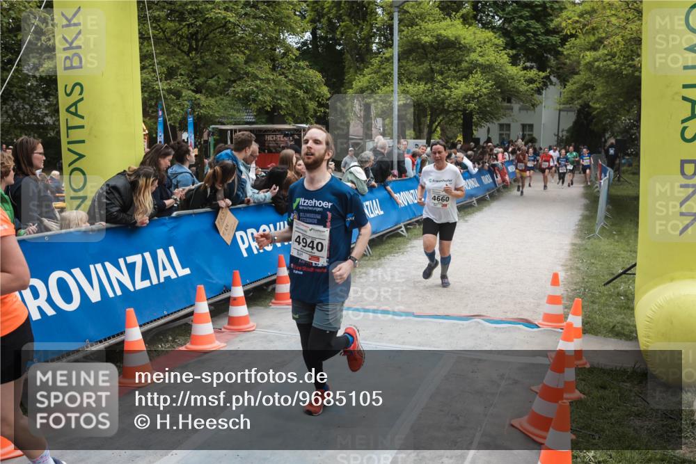 09.05.2026 - Störlauf H.Heesch http://msf.ph/oto/9685105 09.05.2026 18:58:58 Ziel 4940, 4660 meine-sportfotos.de