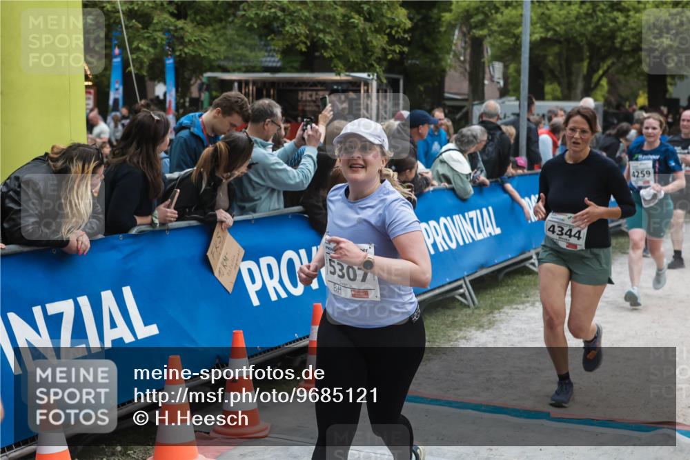 09.05.2026 - Störlauf H.Heesch http://msf.ph/oto/9685121 09.05.2026 18:59:11 Ziel 5307, 4344, 4259 meine-sportfotos.de