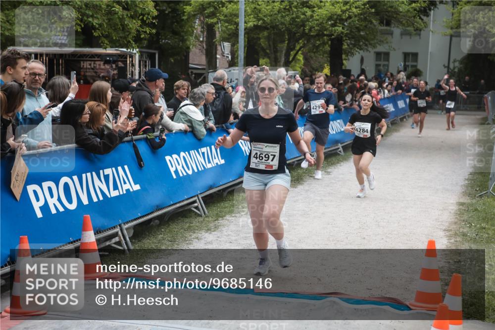 09.05.2026 - Störlauf H.Heesch http://msf.ph/oto/9685146 09.05.2026 18:59:27 Ziel 21, 2, 4697, 429, 4284 meine-sportfotos.de