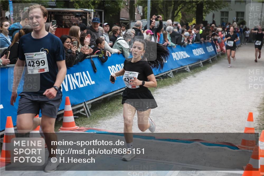 09.05.2026 - Störlauf H.Heesch http://msf.ph/oto/9685151 09.05.2026 18:59:29 Ziel 2026, 4299, 42, 4452 meine-sportfotos.de