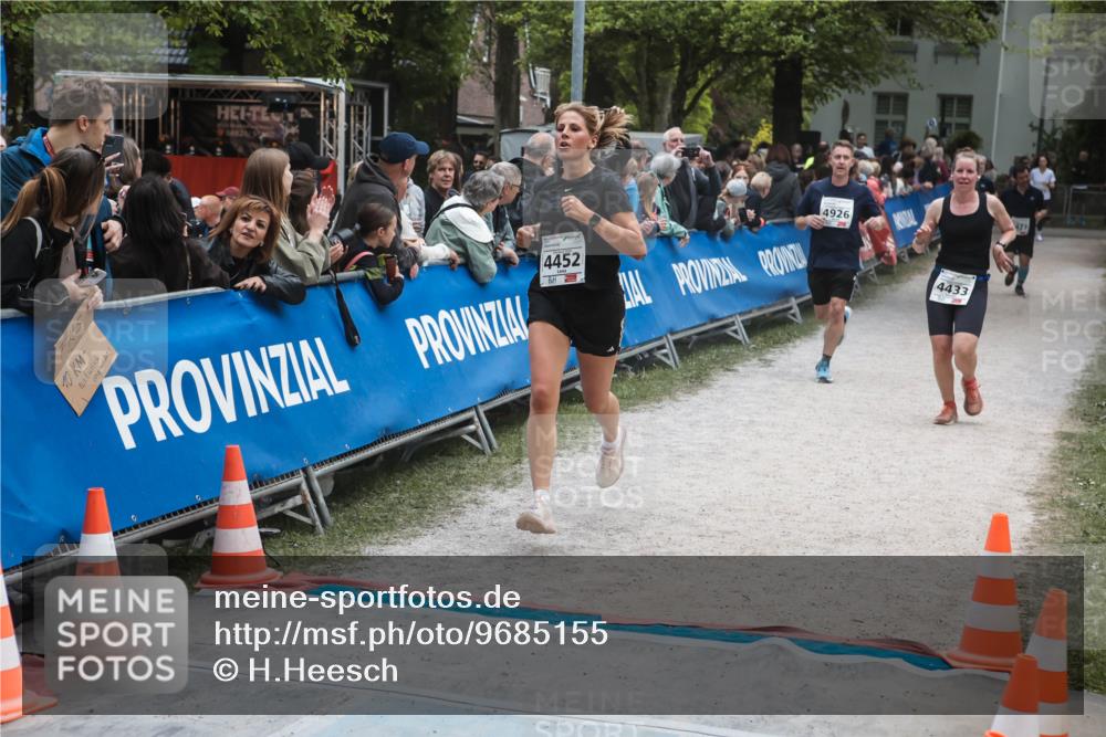 09.05.2026 - Störlauf H.Heesch http://msf.ph/oto/9685155 09.05.2026 18:59:33 Ziel 10, 0482, 4452, 4926, 4433, 427 meine-sportfotos.de