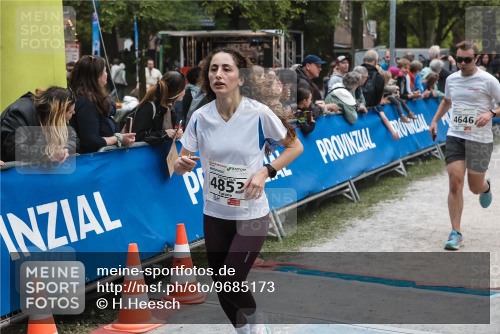 09.05.2026 - Störlauf H.Heesch http://msf.ph/oto/9685173 09.05.2026 18:59:44 Ziel 2026, 4853, 4646 meine-sportfotos.de