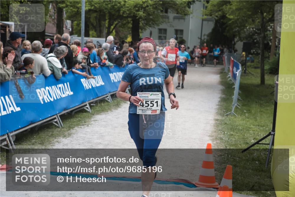 09.05.2026 - Störlauf H.Heesch http://msf.ph/oto/9685196 09.05.2026 19:00:05 Ziel 2024, 2026, 4551, 5203, 196 meine-sportfotos.de