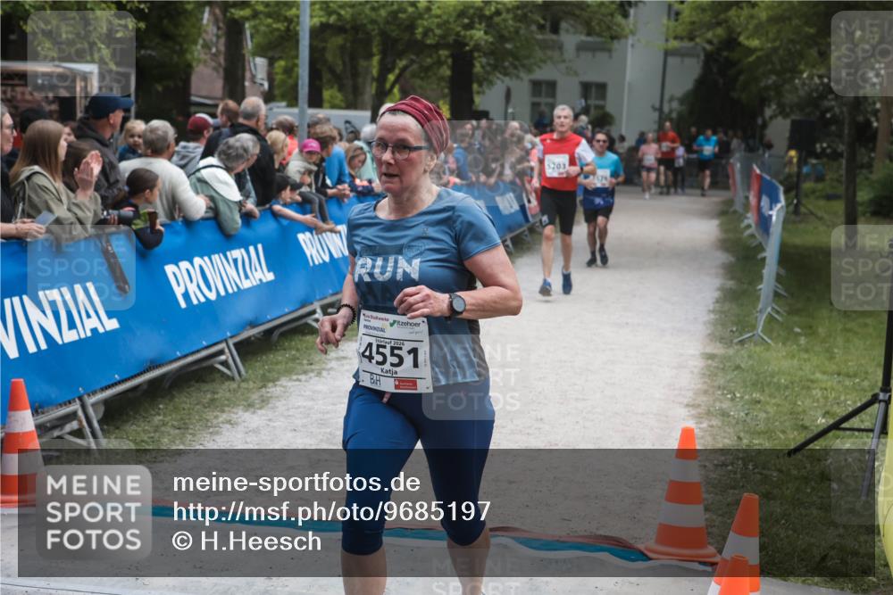 09.05.2026 - Störlauf H.Heesch http://msf.ph/oto/9685197 09.05.2026 19:00:05 Ziel 2026, 4551, 5203 meine-sportfotos.de