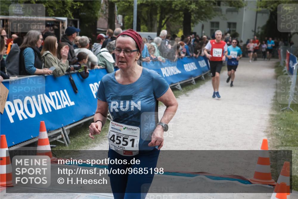 09.05.2026 - Störlauf H.Heesch http://msf.ph/oto/9685198 09.05.2026 19:00:05 Ziel 2024, 2026, 4551, 5201 meine-sportfotos.de