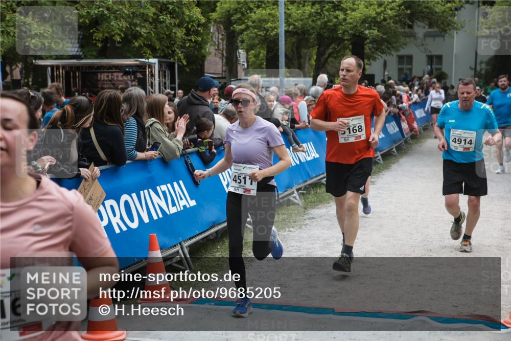 09.05.2026 - Störlauf H.Heesch http://msf.ph/oto/9685205 09.05.2026 19:00:17 Ziel 169, 202, 4511, 168, 4914 meine-sportfotos.de