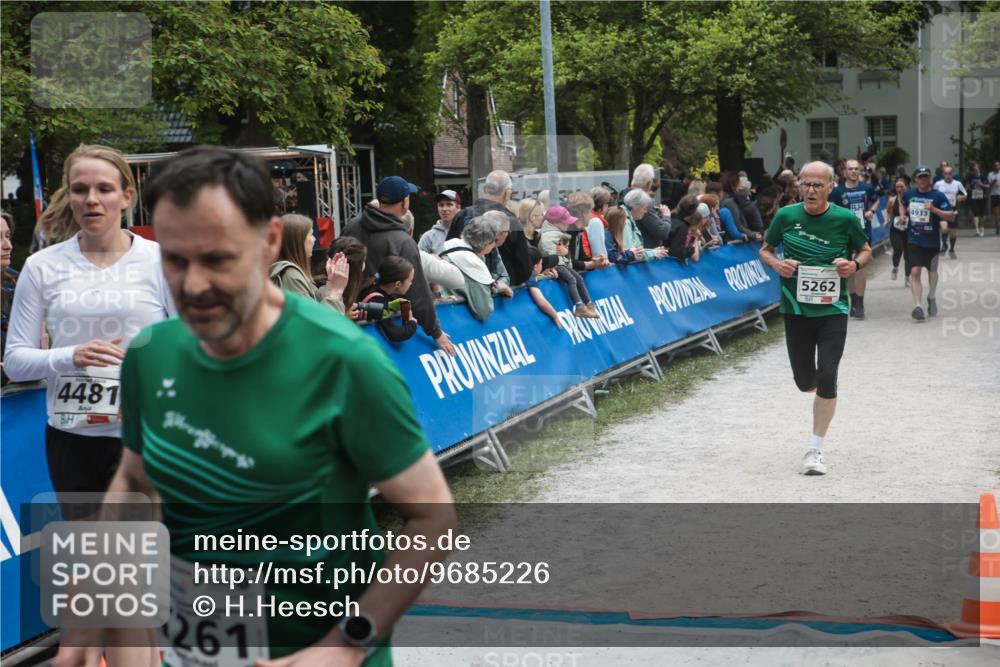 09.05.2026 - Störlauf H.Heesch http://msf.ph/oto/9685226 09.05.2026 19:00:27 Ziel 4481, 5262, 5261, 4933 meine-sportfotos.de