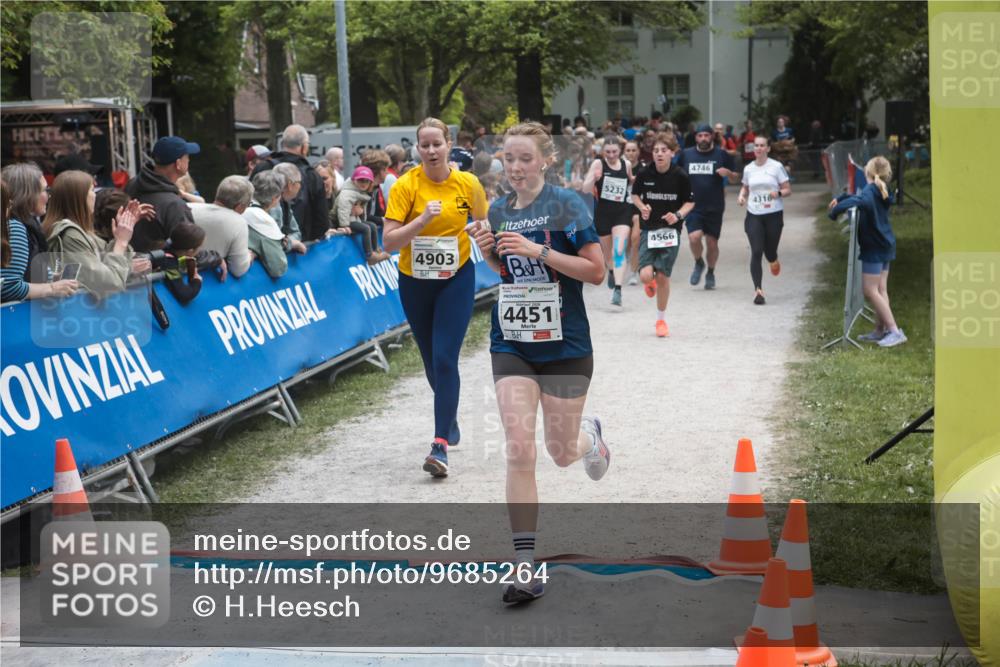 09.05.2026 - Störlauf H.Heesch http://msf.ph/oto/9685264 09.05.2026 19:00:59 Ziel 4903, 4451, 5232, 4566, 4746, 4310 meine-sportfotos.de
