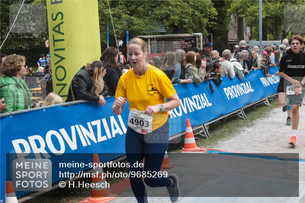 09.05.2026 - Störlauf H.Heesch http://msf.ph/oto/9685269 09.05.2026 19:01:01 Ziel 04821, 95, 4903, 45 meine-sportfotos.de