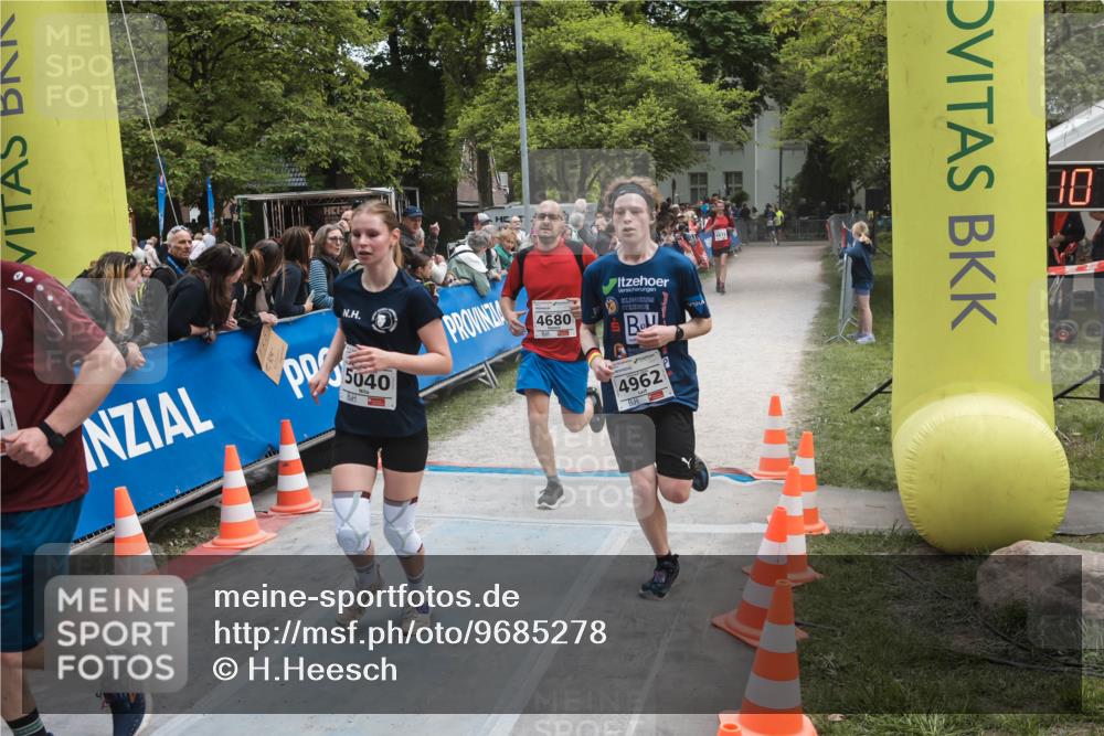 09.05.2026 - Störlauf H.Heesch http://msf.ph/oto/9685278 09.05.2026 19:01:07 Ziel 5040, 4680, 754, 4962, 30 meine-sportfotos.de