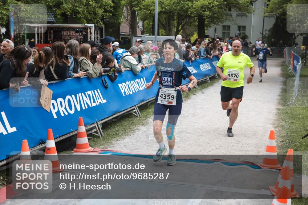 09.05.2026 - Störlauf H.Heesch http://msf.ph/oto/9685287 09.05.2026 19:01:18 Ziel 0882, 4359, 4570, 132 meine-sportfotos.de