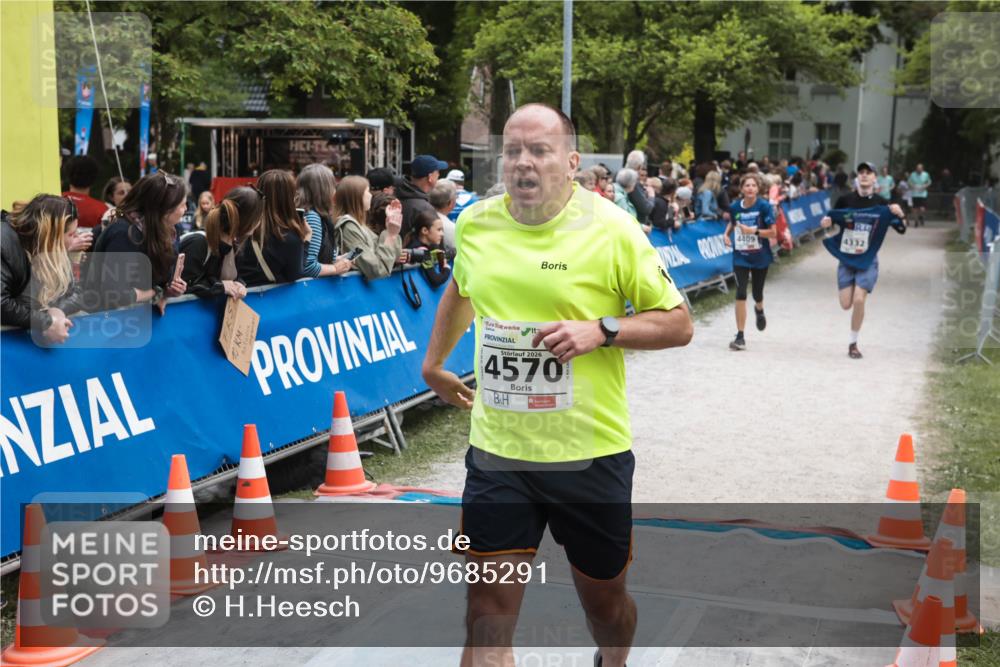 09.05.2026 - Störlauf H.Heesch http://msf.ph/oto/9685291 09.05.2026 19:01:20 Ziel 4409, 4332, 2026, 4570 meine-sportfotos.de