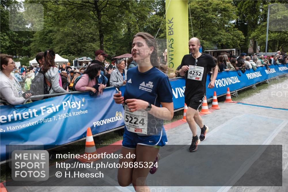 09.05.2026 - Störlauf H.Heesch http://msf.ph/oto/9685324 09.05.2026 19:01:44 Ziel 7, 25524, 2026, 5224, 156, 4252, 1 meine-sportfotos.de